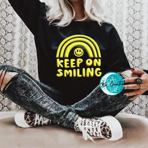 Keep On Smiling Pullover